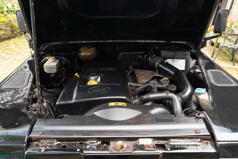 Image 3/50 of Land Rover Defender 110 Td5 (1999)