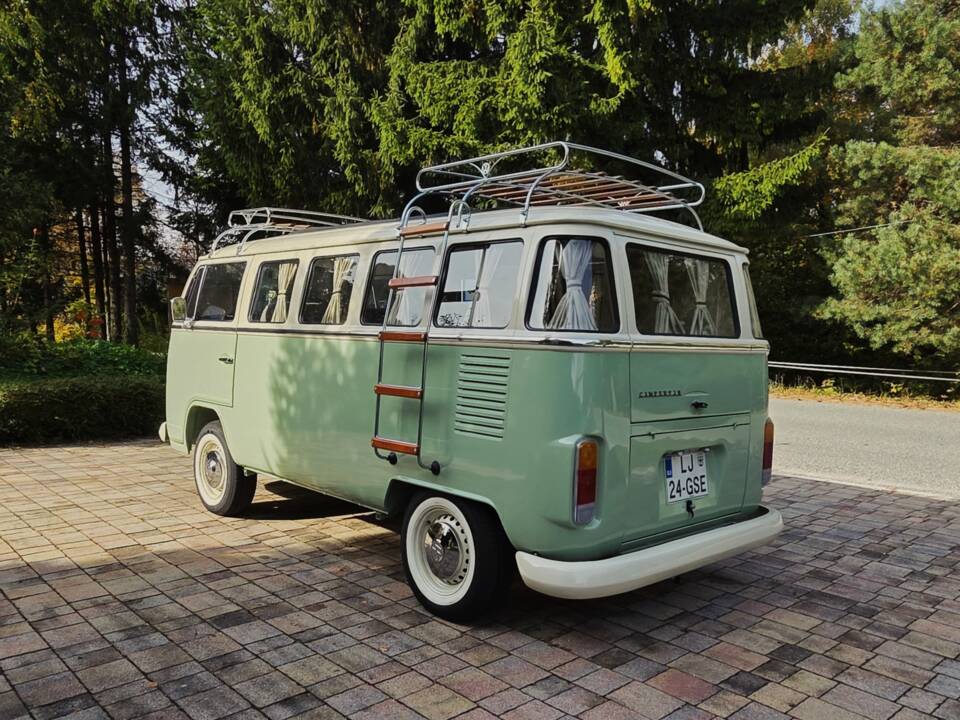 Image 3/30 of Volkswagen T2 Brasil Camper (1982)