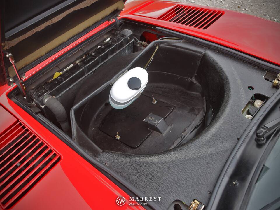 Bild 18/55 von Ferrari 308 GTBi (1981)