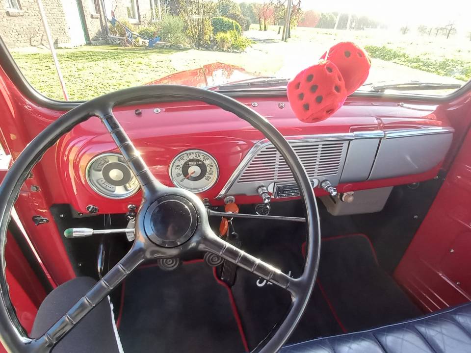 Image 5/16 of Ford F-1 Stepside (1952)