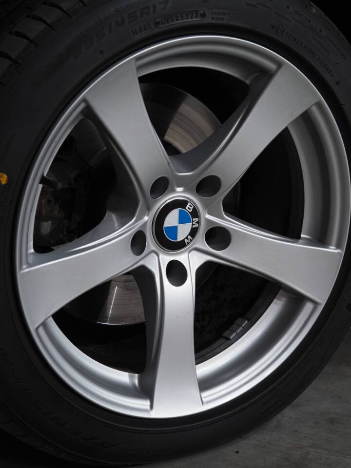 Image 14/59 of BMW 850Ci (1994)