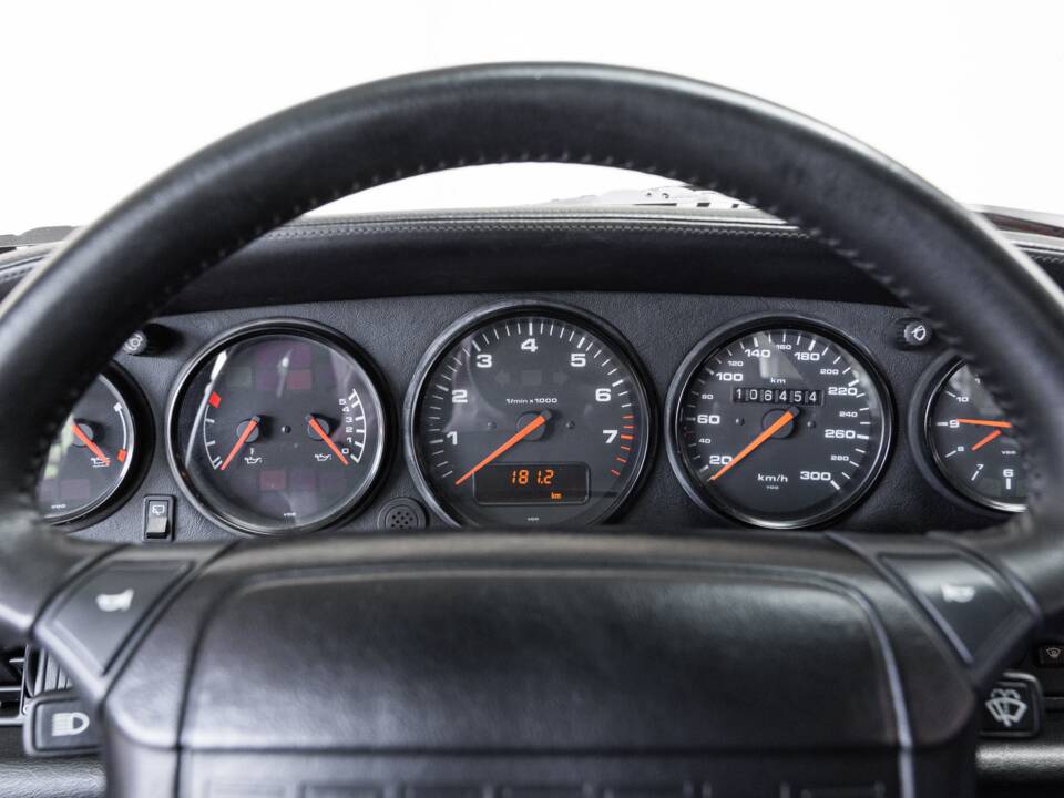 Image 11/32 of Porsche 911 Turbo 3.3 (1992)