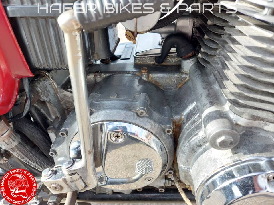 Image 38/45 of Honda CB 750 Four (1976)