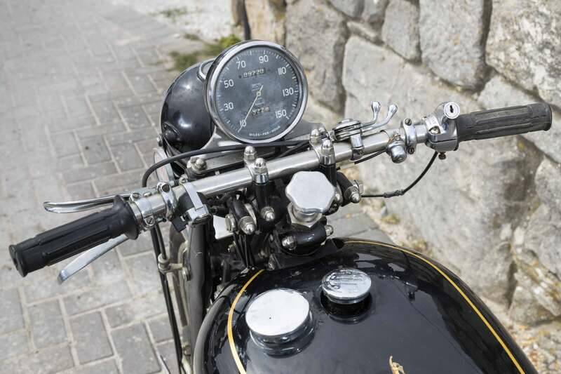 Bild 7/44 von Vincent Black Shadow C (1952)