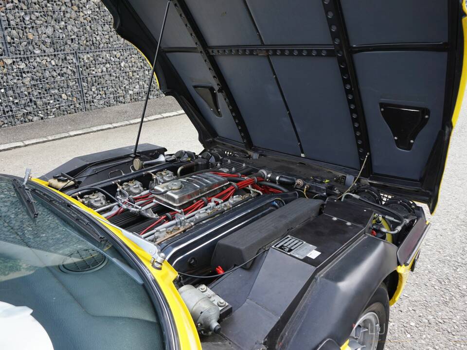 Bild 55/64 von Lamborghini Espada 400 GT (1973)