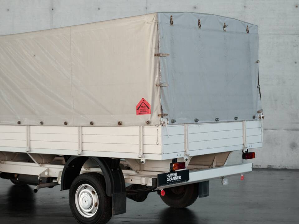Image 11/43 of Mercedes-Benz T1 208 (1981)