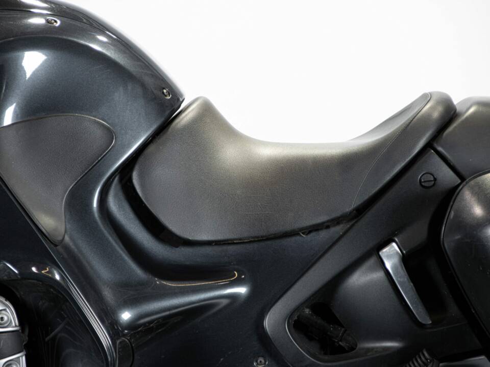 Image 14/50 de BMW R 1100 RT (1998)