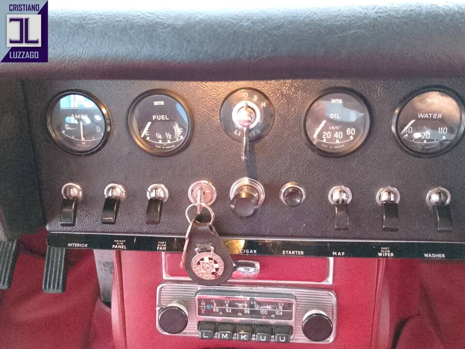 Bild 27/54 von Jaguar E-Type 4.2 (1967)