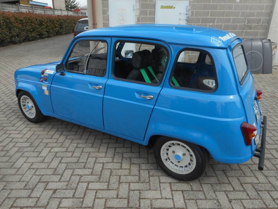 Image 10/98 de Renault R 4 TL (1984)