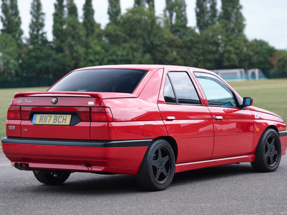 Image 3/50 of Alfa Romeo 155 2.5 TD (1998)