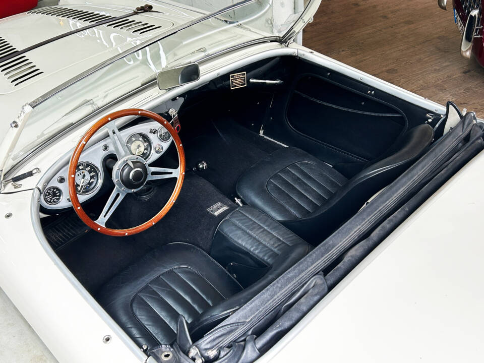 Image 12/16 of Austin-Healey 100&#x2F;4 (BN2) (1956)