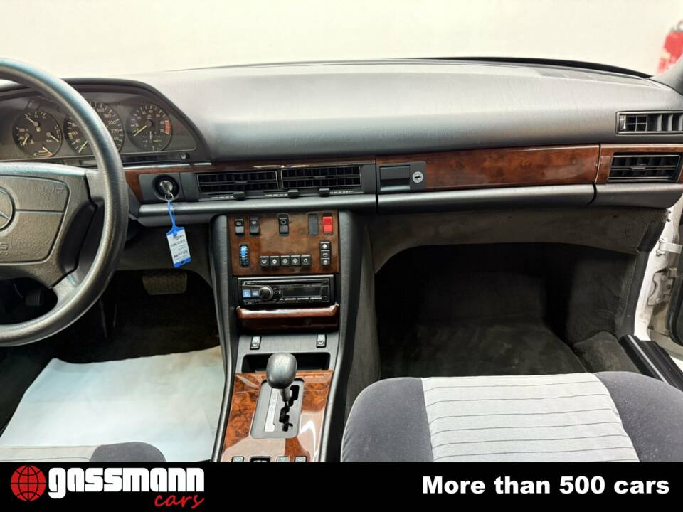 Immagine 11/15 di Mercedes-Benz 560 SEC (1989)