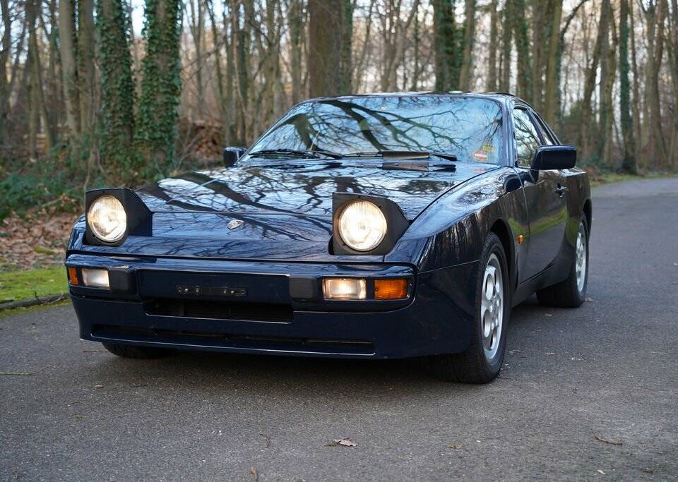 Image 4/8 of Porsche 944 S (1987)