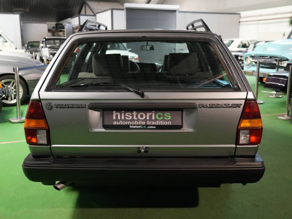 Bild 12/42 von Volkswagen Passat Variant 1.8 (1986)