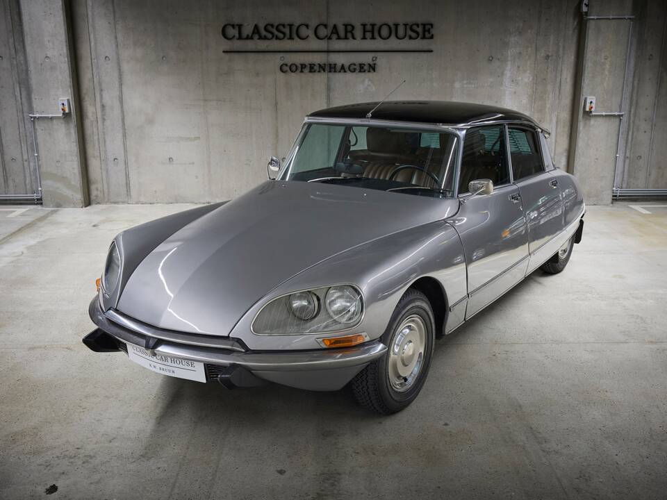Image 22/92 of Citroën DS 23 Pallas (1975)