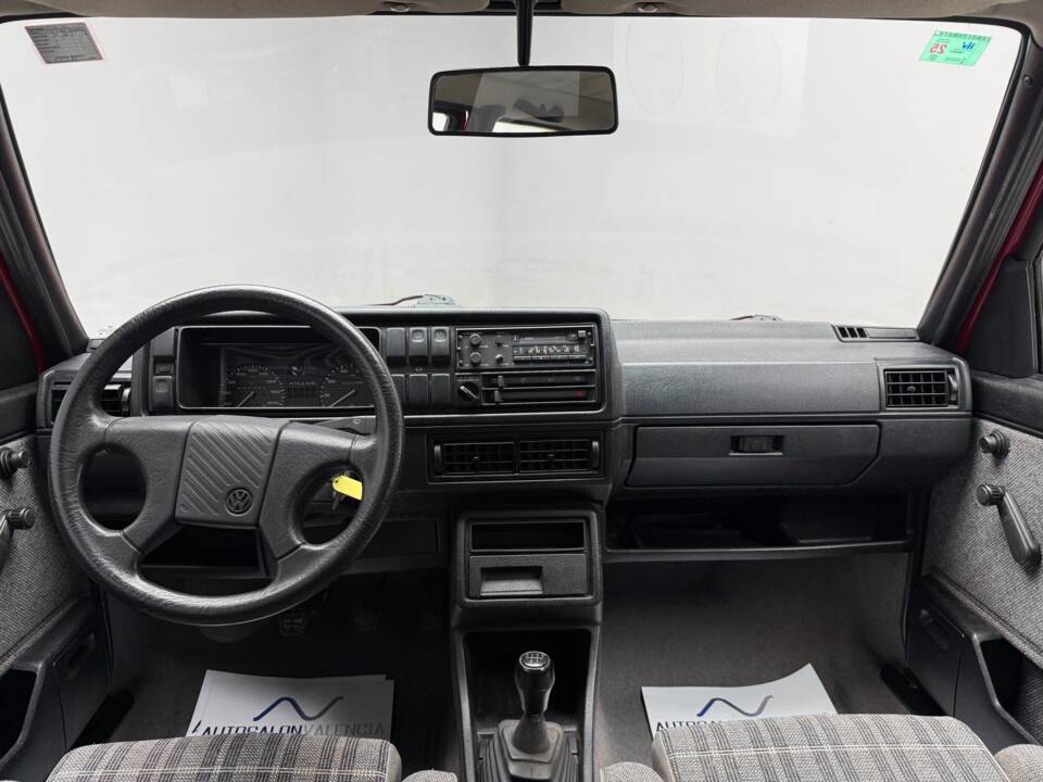 Bild 18/26 von Volkswagen Golf II 1.6 (1990)