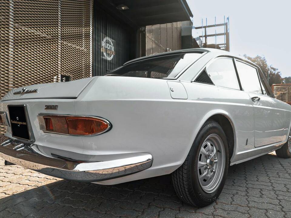 Immagine 6/42 di Lancia Flavia Coupé 2000 (1970)