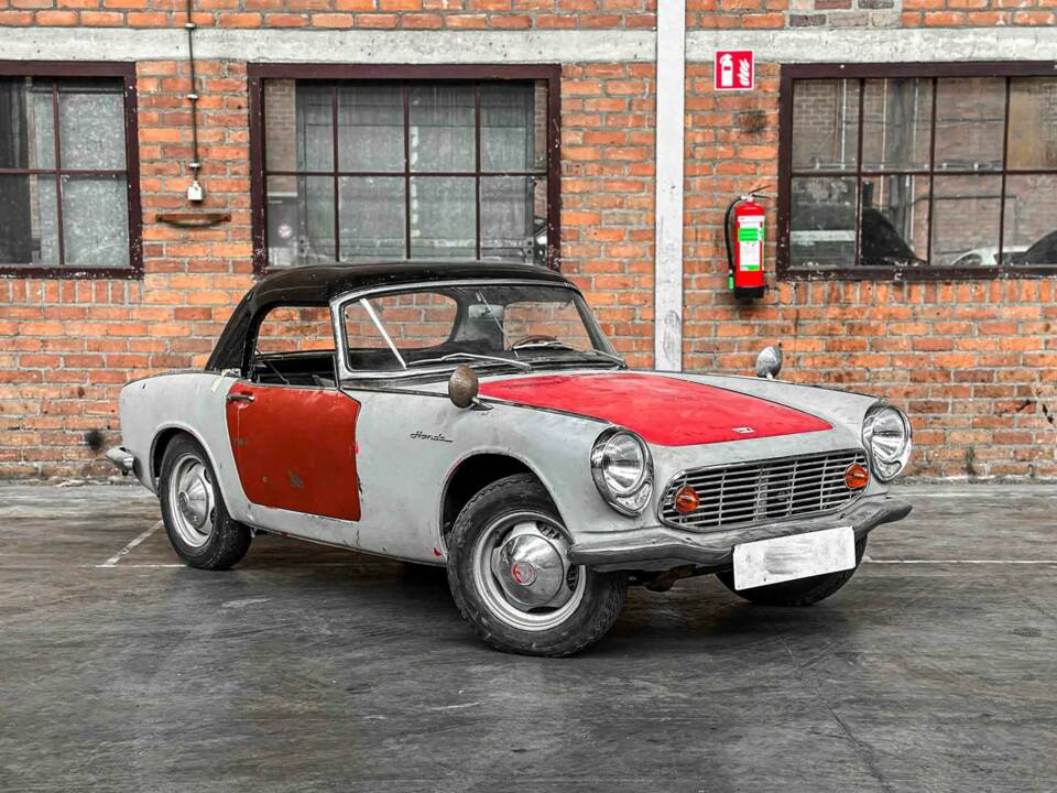 Image 13/15 of Honda S 600 (1965)
