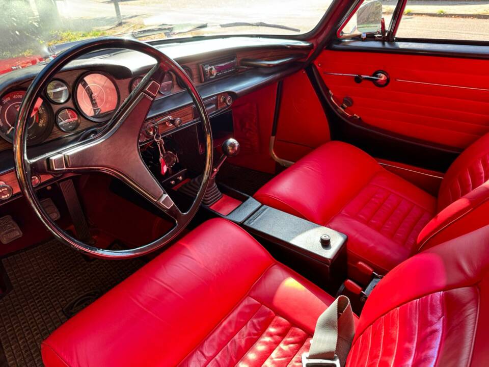 Image 40/50 de Volvo 1800 E (1970)