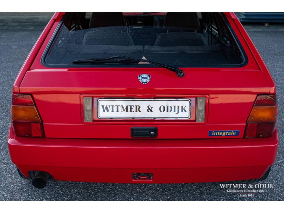 Immagine 19/27 di Lancia Delta HF Integrale (1991)