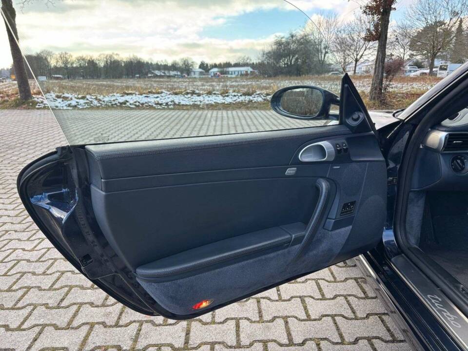 Bild 9/17 von Porsche 911 Turbo (2007)
