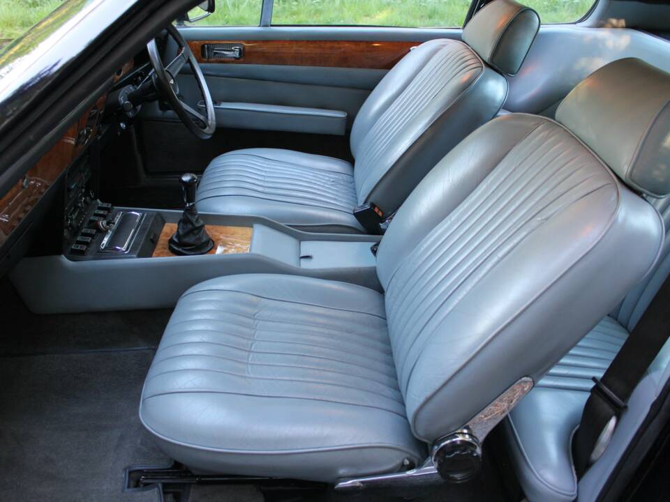 Bild 12/19 von Aston Martin V8 Vantage (1978)