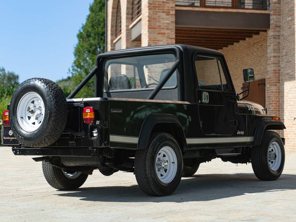 Image 6/50 of Jeep CJ-8 (1984)