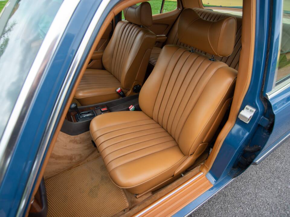 Immagine 13/31 di Mercedes-Benz 280 SE (1980)