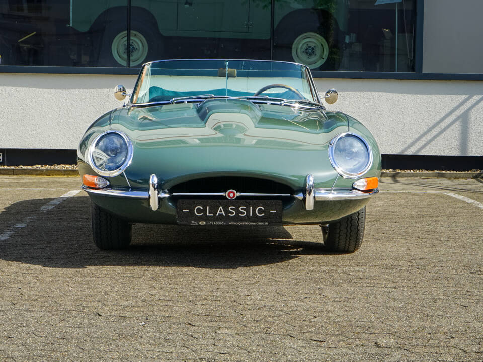 Afbeelding 2/33 van Jaguar E-Type 4.2 (1967)