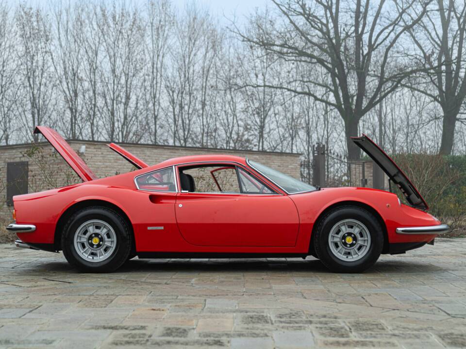 Bild 6/50 von Ferrari Dino 246 GT (1971)