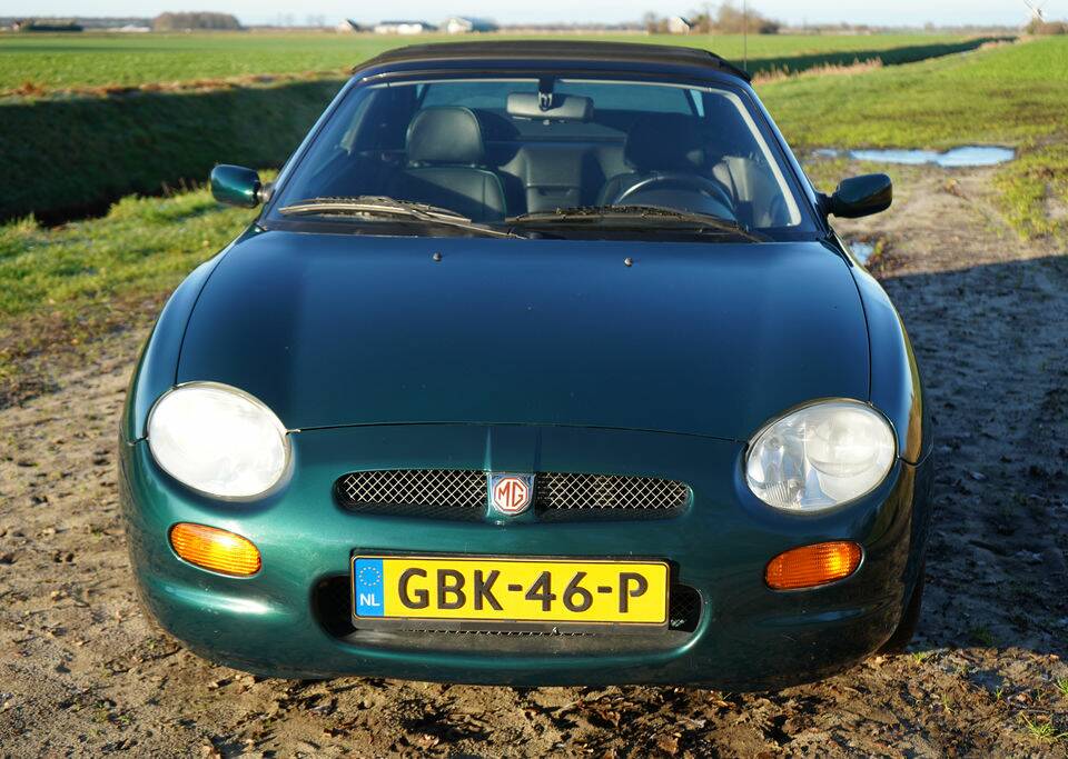 Image 5/8 of MG TF 120 (1997)