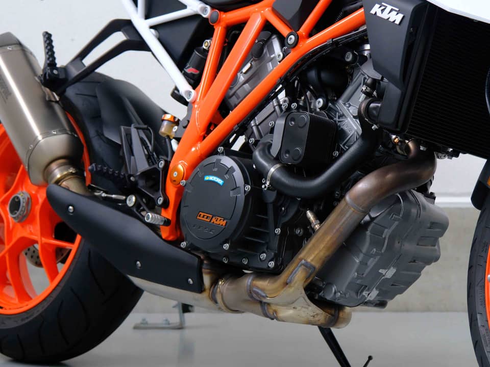 Image 21/83 of KTM 1290 Super Duke R (2018)