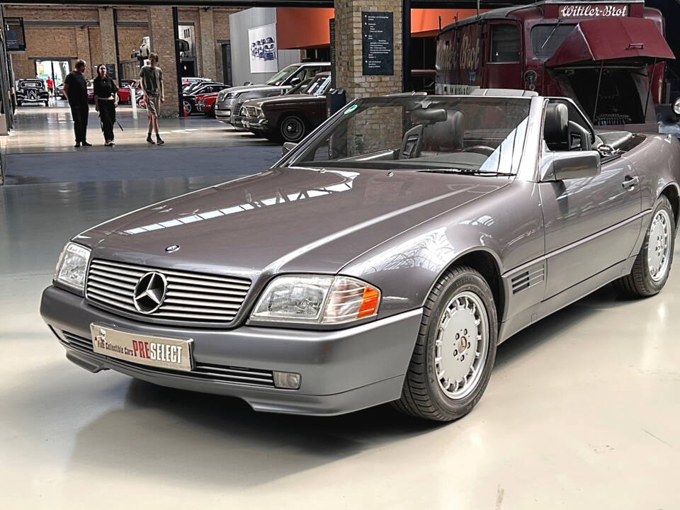 Image 22/49 of Mercedes-Benz SL 280 (1995)