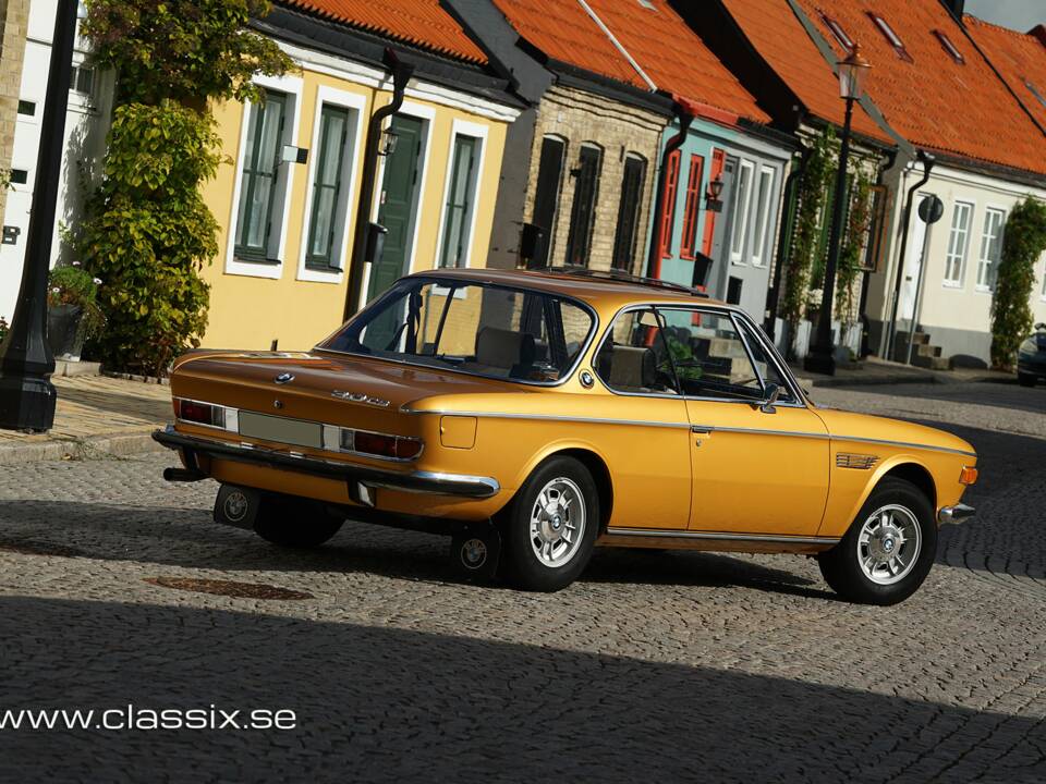 Image 2/32 of BMW 3.0 CS (1972)