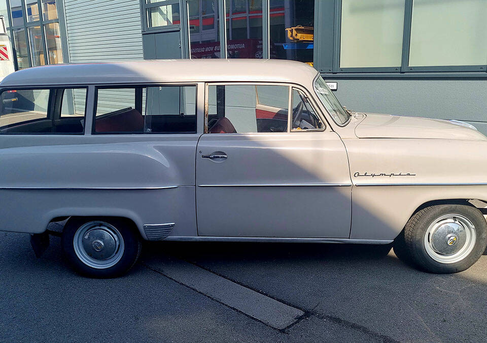 Imagen 2/10 de Opel Olympia Rekord Caravan (1954)