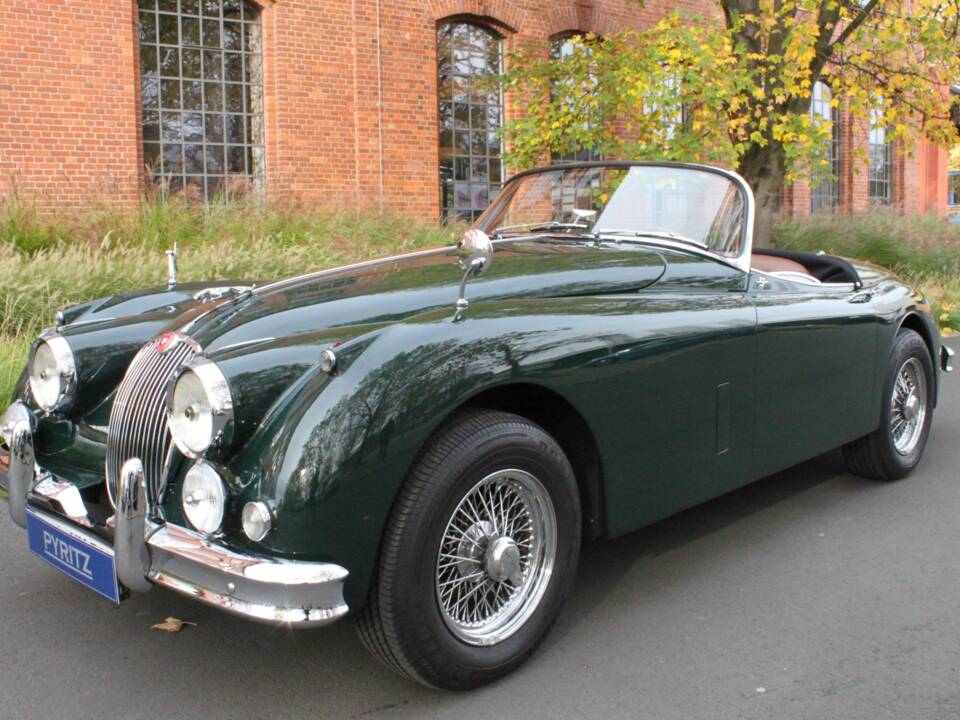 Image 1/20 of Jaguar XK 150 3.8 S OTS (1959)