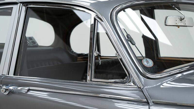 Afbeelding 15/15 van Daimler 2,5 Liter V8 (1965)