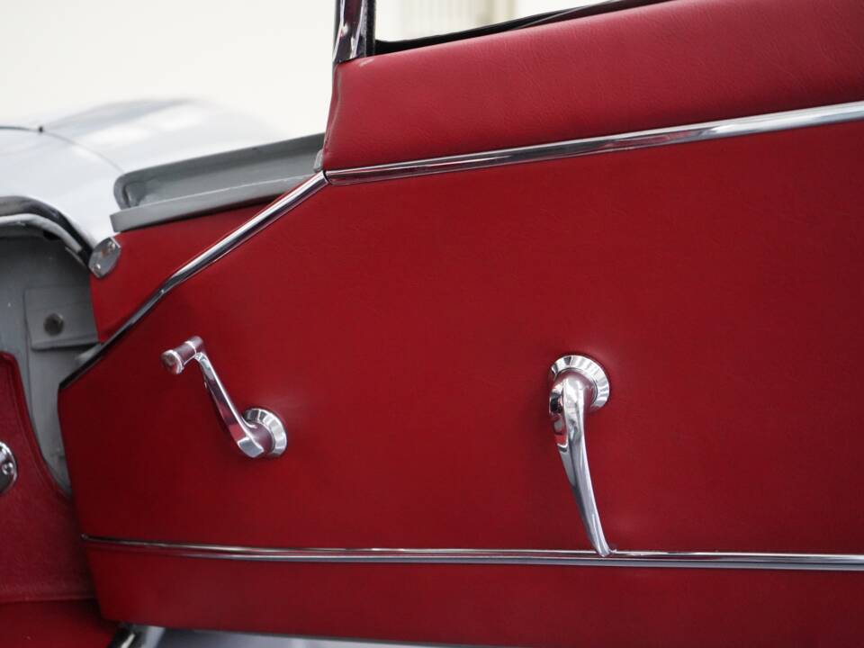 Afbeelding 22/44 van Jaguar E-Type 3.8 (1963)