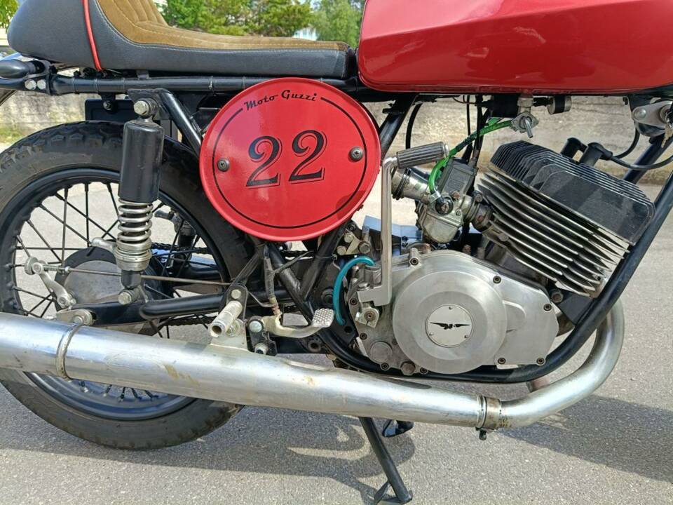 Immagine 34/45 di Moto Guzzi 254 (1976)