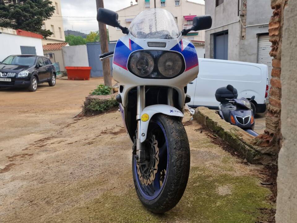 Immagine 3/4 di Suzuki GSX-R 750 (1994)