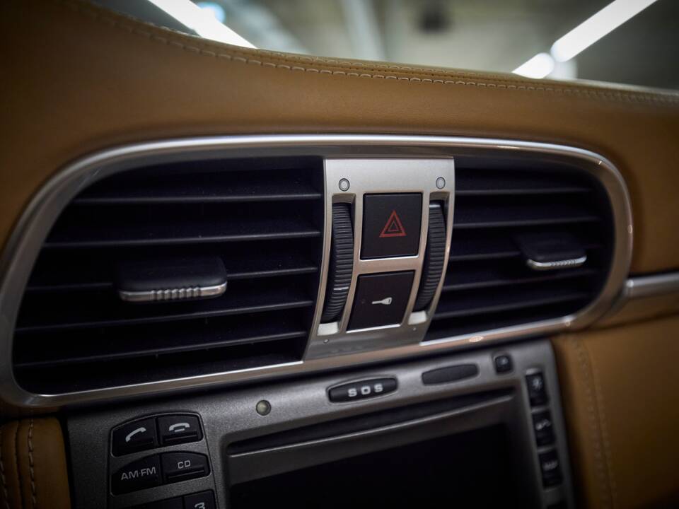 Bild 75/78 von Porsche 911 Carrera 4S (2006)