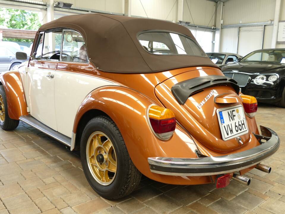 Image 3/24 de Volkswagen Kever 1303 LS (1978)