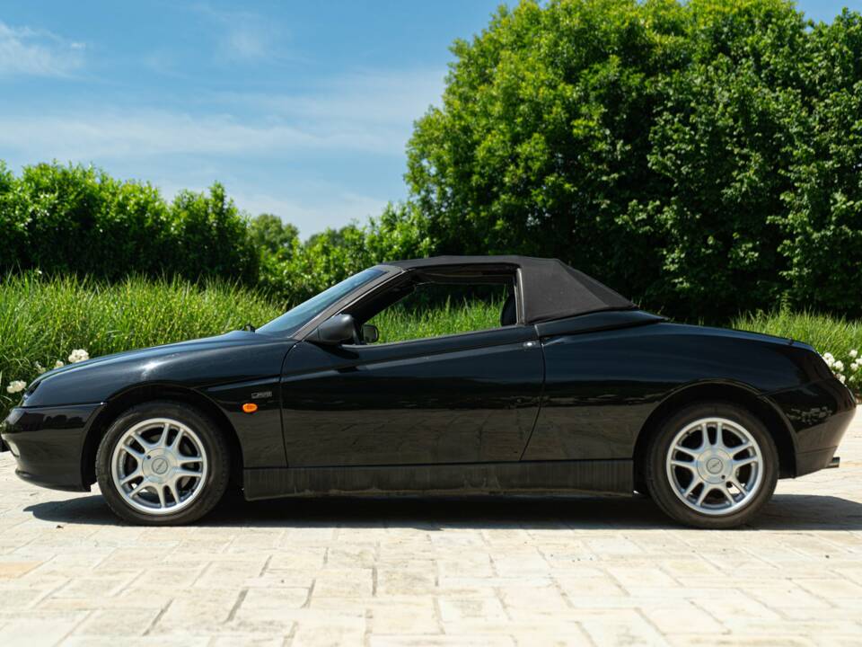 Bild 5/50 von Alfa Romeo GTV 2.0 Twin Spark (1997)