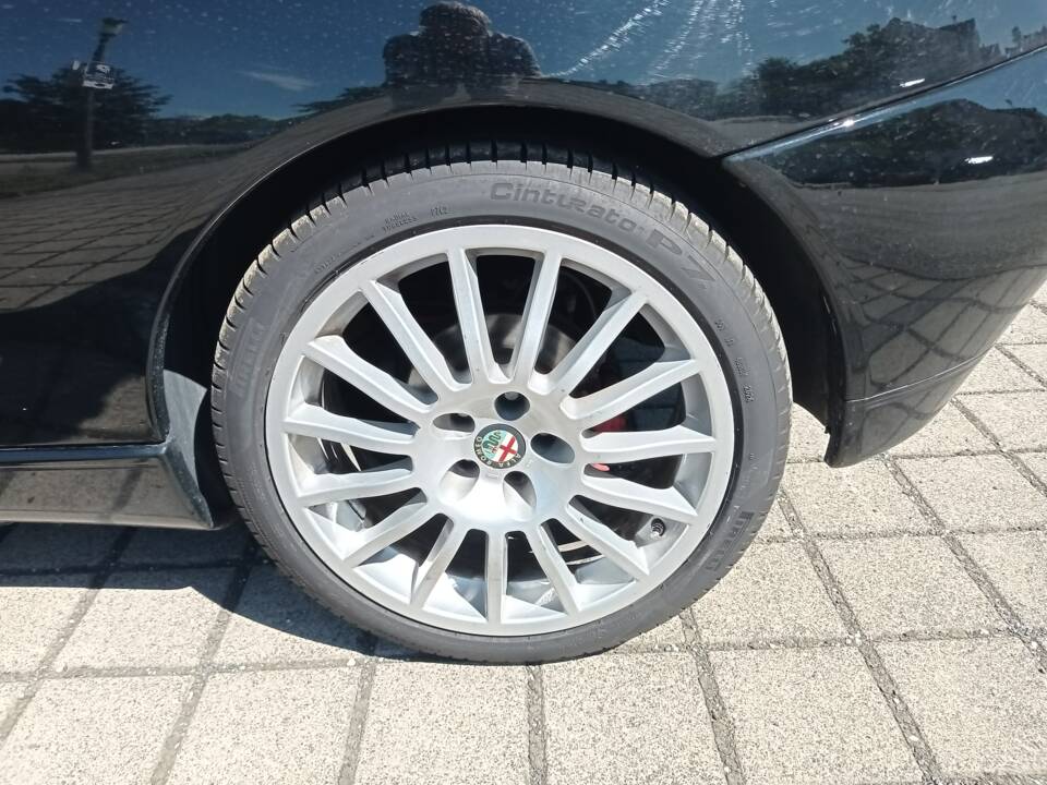 Image 22/50 of Alfa Romeo GTV 3.0 V6 24V (1999)