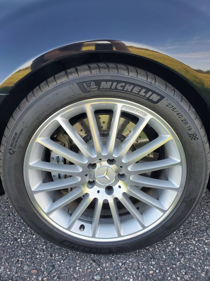 Afbeelding 39/49 van Mercedes-Benz CL 63 AMG (2007)