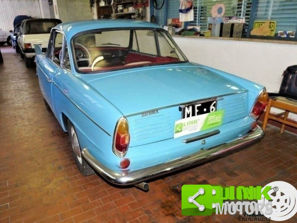 Image 8/10 de FIAT 750 Vignale Coupé (1962)