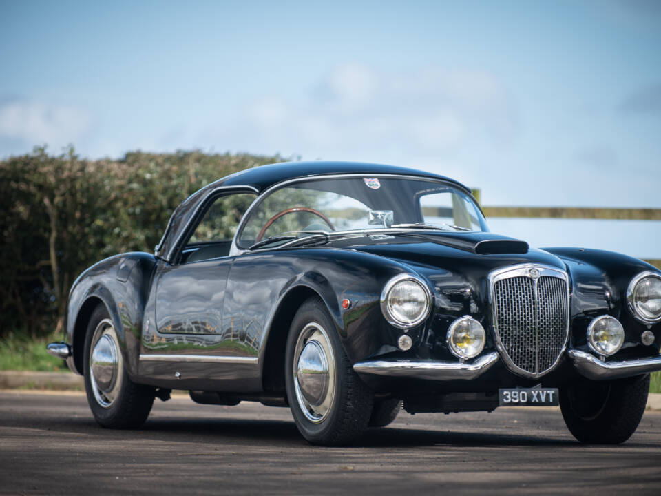 Image 3/11 of Lancia Aurelia B24 Spider &quot;America&quot; (1955)