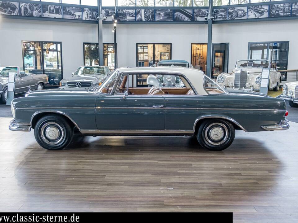 Bild 2/15 von Mercedes-Benz 300 SE (1965)