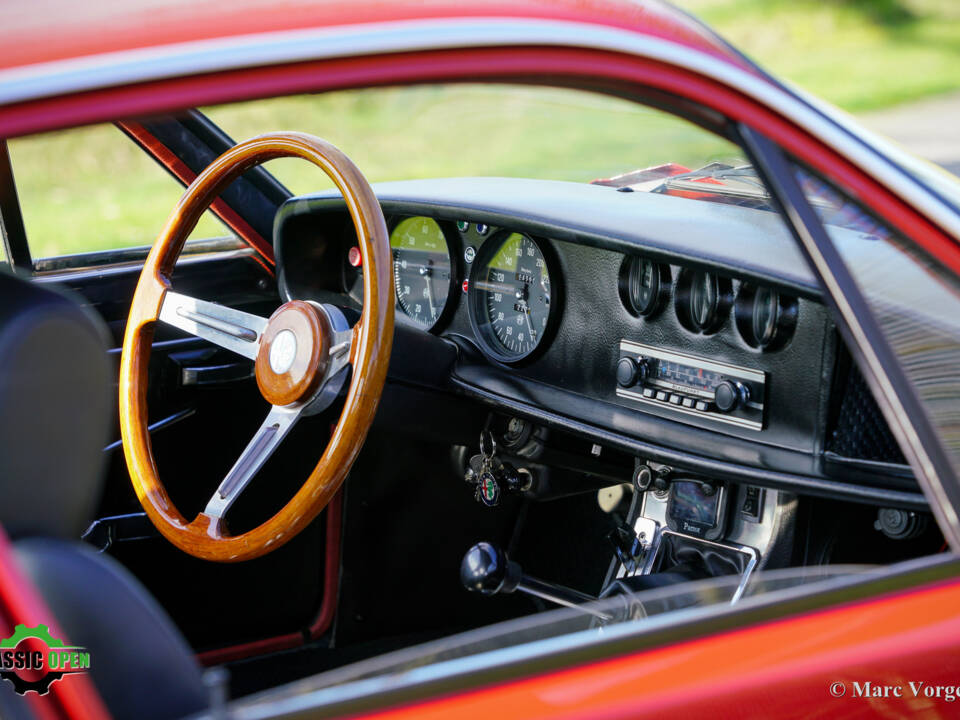 Immagine 35/49 di Alfa Romeo Junior Zagato GT 1600 (1974)