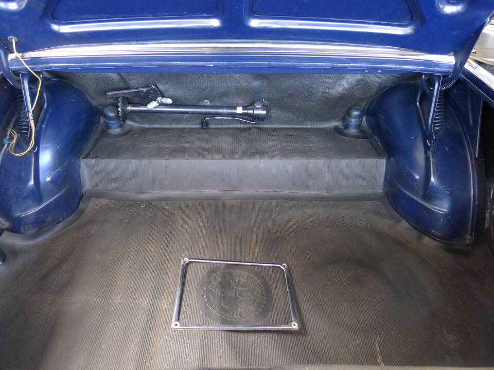 Bild 17/40 von Alfa Romeo Giulia 1.3 Super (1972)